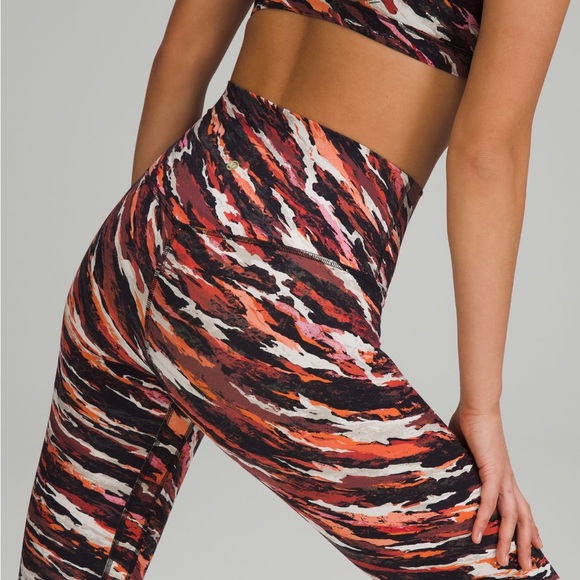 New Lululemon Align Legging 8 - Picture 4 of 4